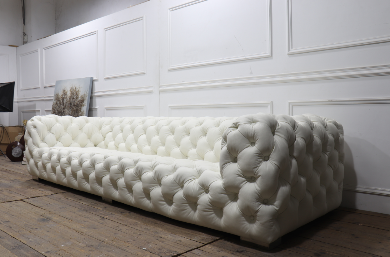 Pikowana sofa Chesterfield